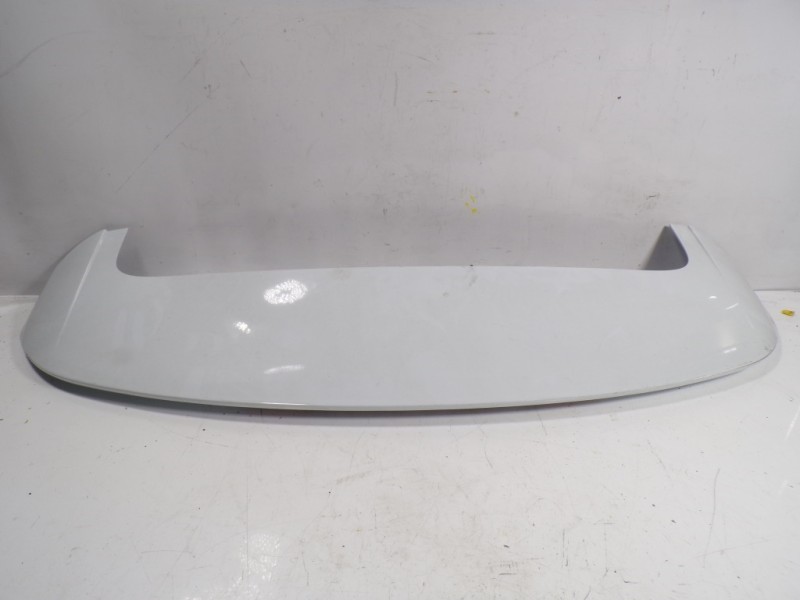 Recambio de aleron trasero para kia xceed 1.4 tgdi cat referencia OEM IAM   