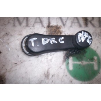 MANETA ELEVALUNAS TRASERA DERECHA 