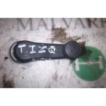 MANETA ELEVALUNAS TRASERA IZQUIERDA 