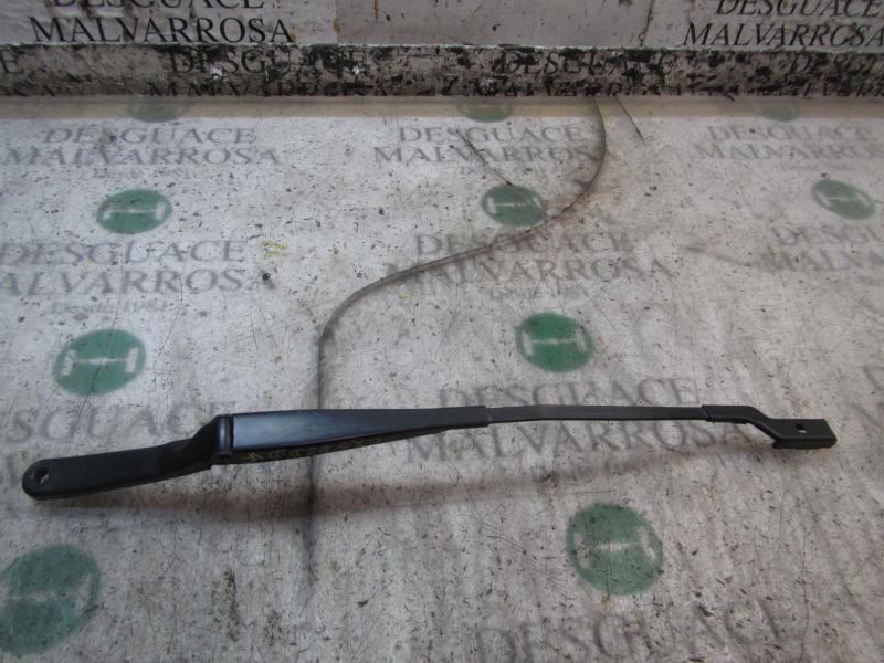 Recambio de brazo limpia delantero derecho para peugeot 308 confort referencia OEM IAM 6429EN  