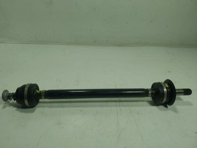 Recambio de transmision trasera izquierda para bmw 5 (g30, f90) 540 i xdrive referencia OEM IAM 33208664621 866462106 