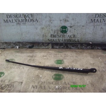 BRAZO LIMPIA DELANTERO DERECHO 