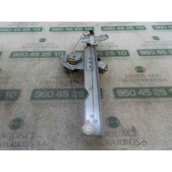 ELEVALUNAS DELANTERO DERECHO 807206838R 3L3011G 