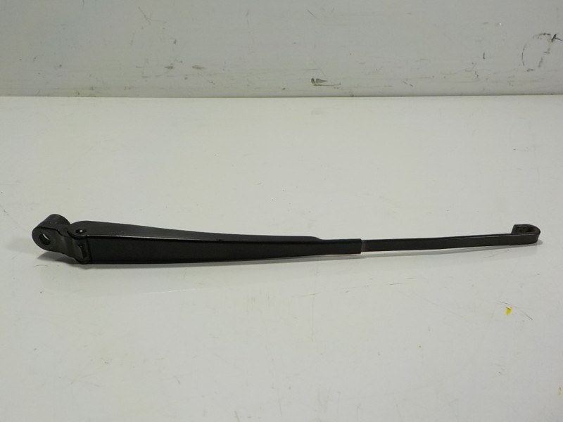 Recambio de brazo limpia trasero para land rover range rover sport hse referencia OEM IAM LR043986 DK6217C403AB 