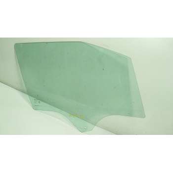 CRISTAL PUERTA DELANTERO DERECHO YQ00038780 