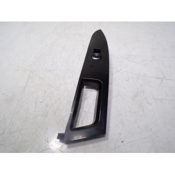 MANDO ELEVALUNAS DELANTERO DERECHO 1946782 DS7314A563J 