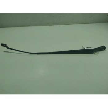 BRAZO LIMPIA DELANTERO DERECHO 7N1955410B 