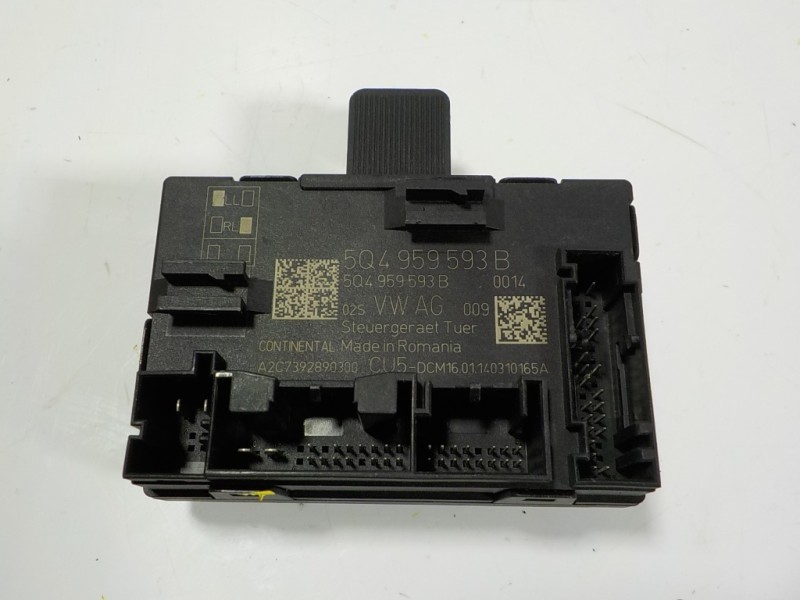 Recambio de modulo electronico para seat leon (5f1) style referencia OEM IAM 5Q4959593EZ00 5Q4959593B 