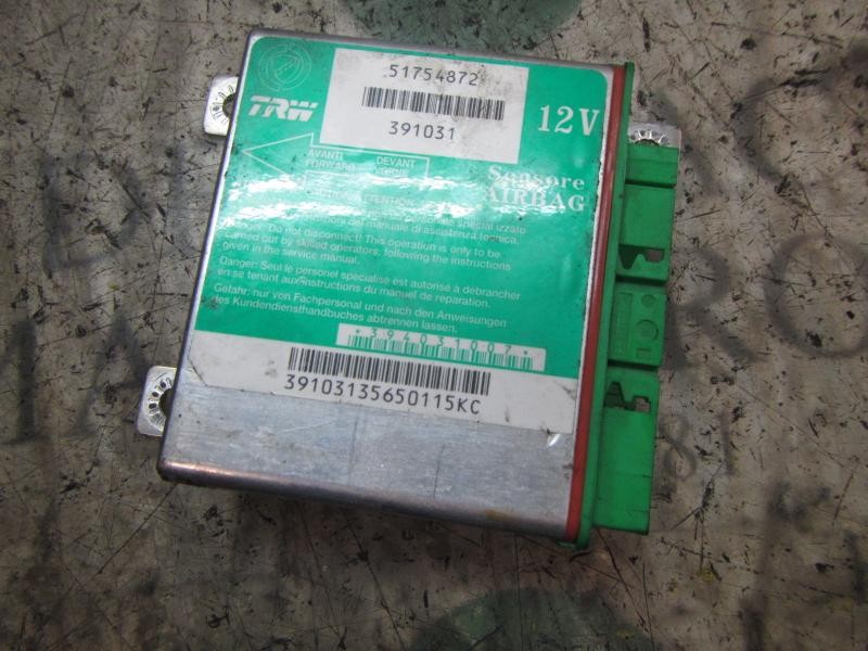 Recambio de centralita airbag para fiat grande punto (199) 1.9 8v jtd cat referencia OEM IAM 51795433 51754872 391031