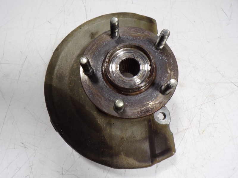 Recambio de mangueta delantera derecha para mitsubishi asx (ga0w) 1.6 cat referencia OEM IAM 3870A008  3880A018