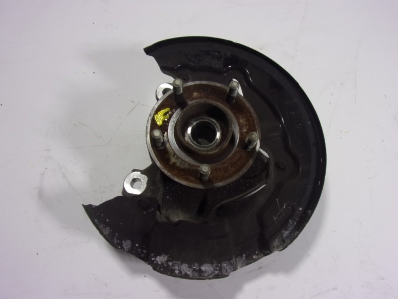 Recambio de mangueta delantera izquierda para ford mondeo lim. trend referencia OEM IAM 5352025  