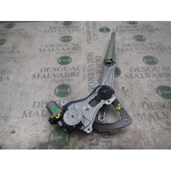 ELEVALUNAS DELANTERO DERECHO 