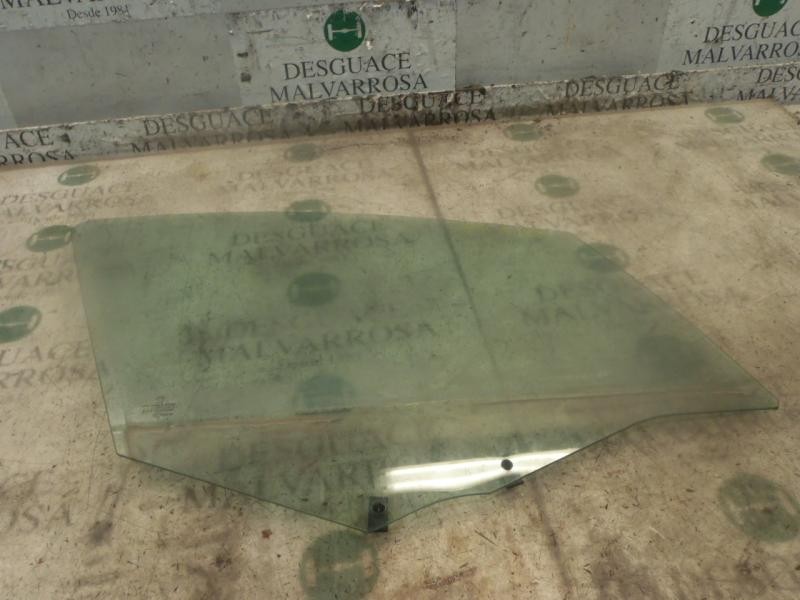 Recambio de cristal puerta delantero derecho para peugeot 308 confort referencia OEM IAM 9202K5  