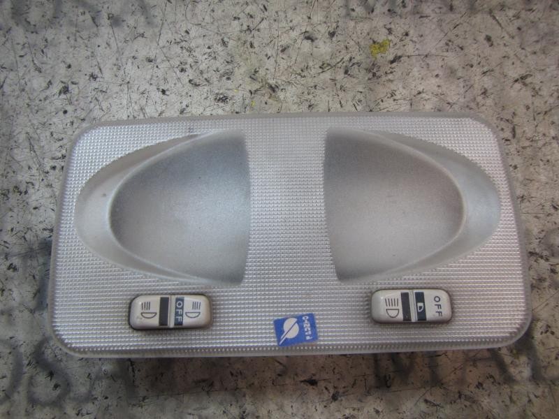 Recambio de piloto interior para fiat grande punto (199) 1.9 8v jtd cat referencia OEM IAM 735445089  