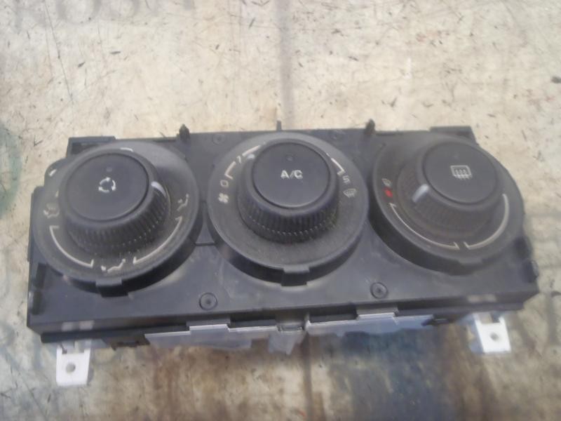 Recambio de mando calefaccion / aire acondicionado para peugeot 308 confort referencia OEM IAM 6452G1  