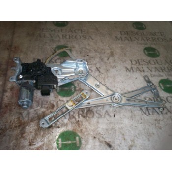 ELEVALUNAS DELANTERO DERECHO 