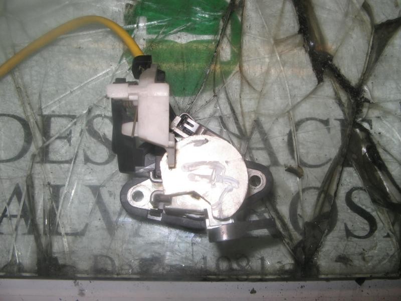 Recambio de maneta porton para opel astra f berlina gt referencia OEM IAM   