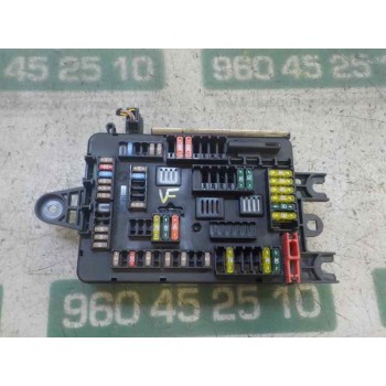 CAJA RELES / FUSIBLES 61149259466 61149337881 