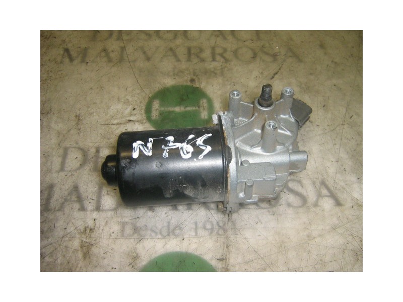 Recambio de motor limpia delantero para nissan almera (n16/e) comfort referencia OEM IAM   