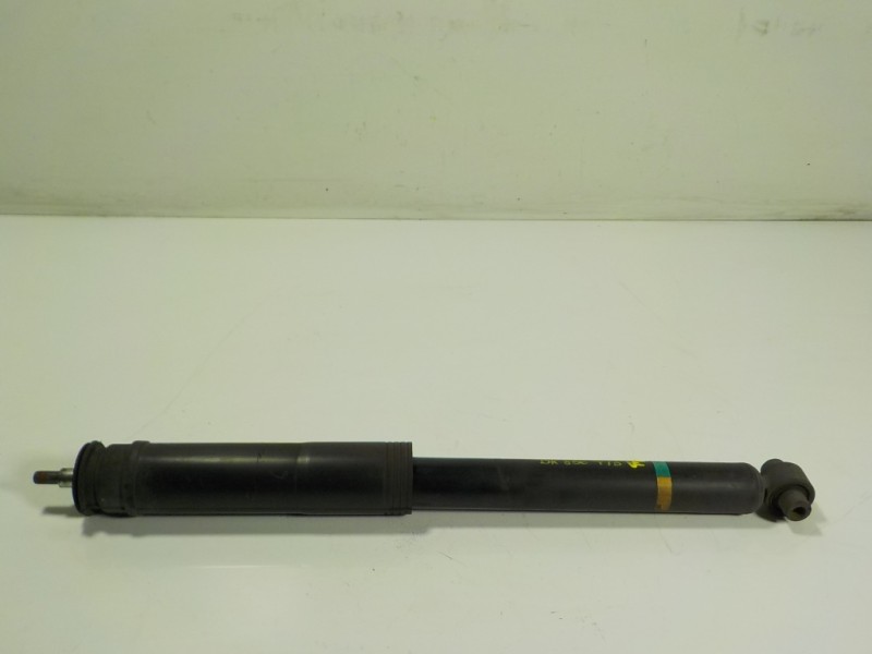 Recambio de amortiguador trasero derecho para toyota auris 1.4 turbodiesel cat referencia OEM IAM 4853009W10 4853002A10 