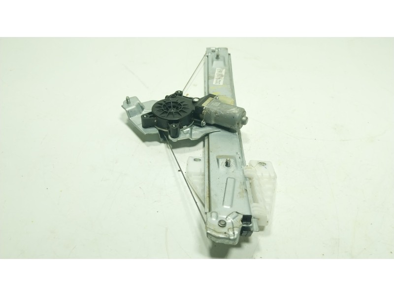 Recambio de elevalunas delantero derecho para dacia spring ev (b6m1) referencia OEM IAM 807206951R  