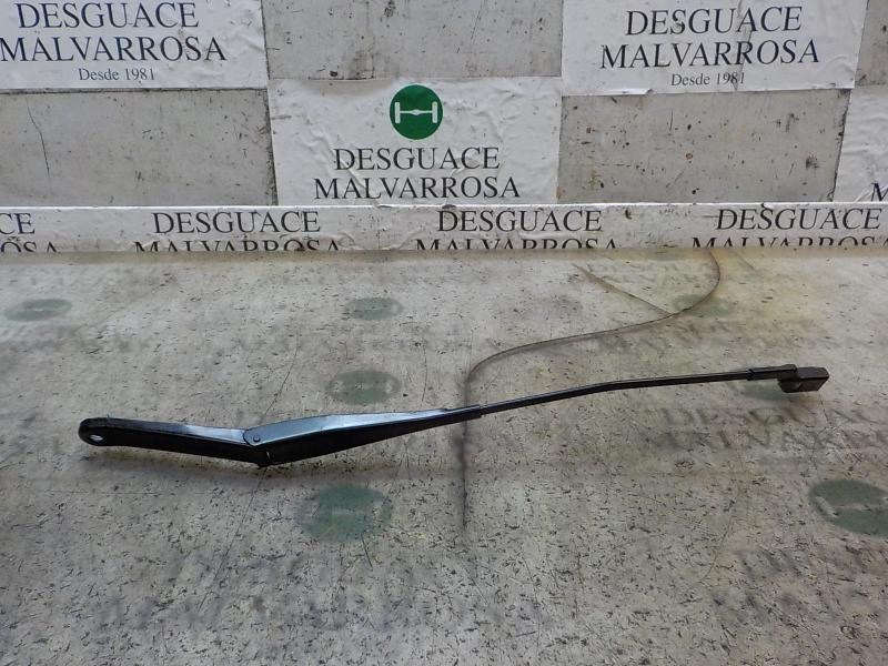 Recambio de brazo limpia delantero derecho para ford fiesta (ccn) trend referencia OEM IAM 1826839  