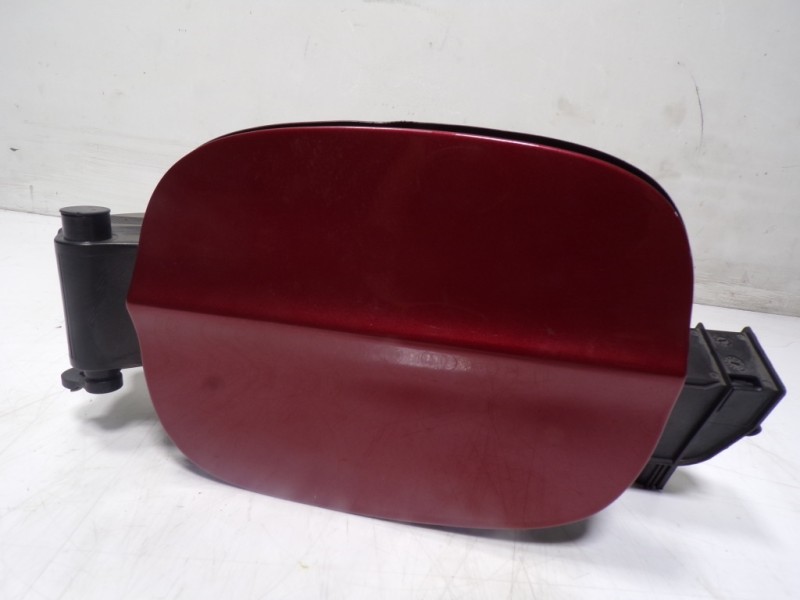 Recambio de tapa combustible para ford mondeo lim. trend referencia OEM IAM 5185602 DG93220A20AB 