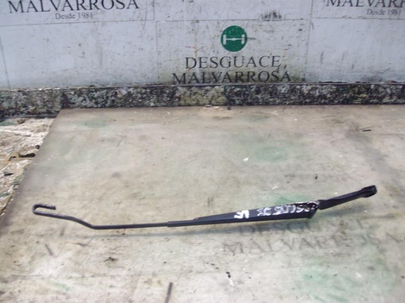 Recambio de brazo limpia delantero izquierdo para volkswagen golf iv berlina (1j1) highline referencia OEM IAM   