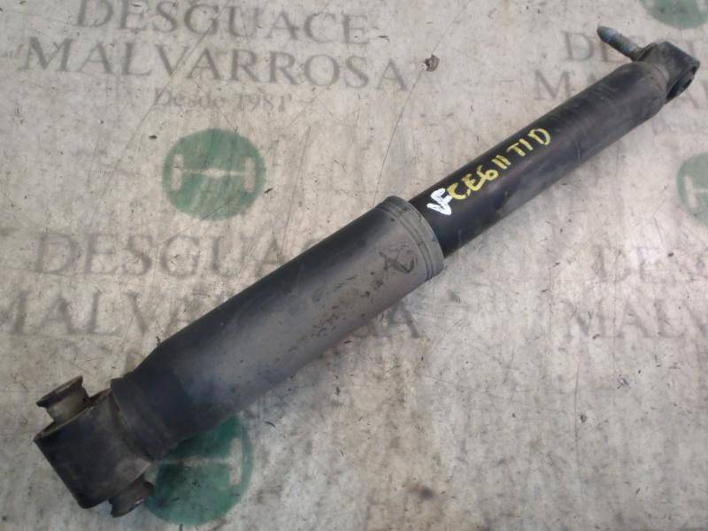 Recambio de amortiguador trasero derecho para renault scenic ii confort dynamique referencia OEM IAM   