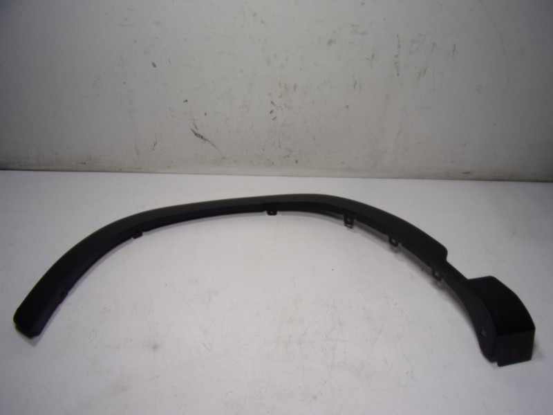 Recambio de aletin delantero izquierdo para toyota corolla cross hybrid 1.8 referencia OEM IAM 7560216010 7560216010 