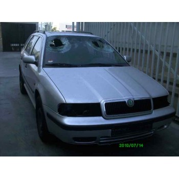 SKODA OCTAVIA COMBI (1U5)