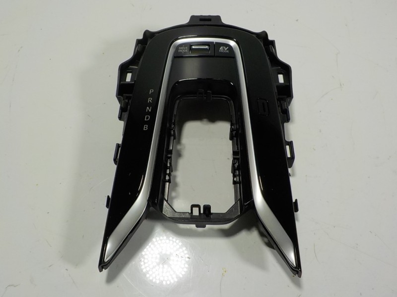 Recambio de mando multifuncion para toyota corolla (e21) sedan 1.8 16v hybrid referencia OEM IAM  76L507LH 