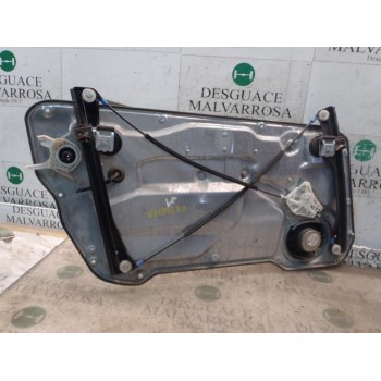 ELEVALUNAS DELANTERO DERECHO 