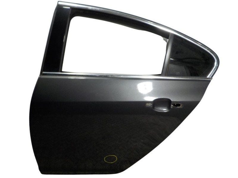 Recambio de puerta trasera izquierda para opel insignia berlina 2.0 cdti cat referencia OEM IAM 13274122  
