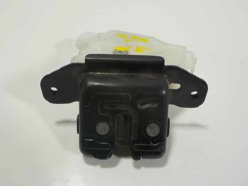 Recambio de cerradura maletero / porton para toyota auris 1.4 turbodiesel cat referencia OEM IAM 6935002090  