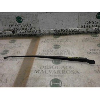 BRAZO LIMPIA DELANTERO DERECHO 