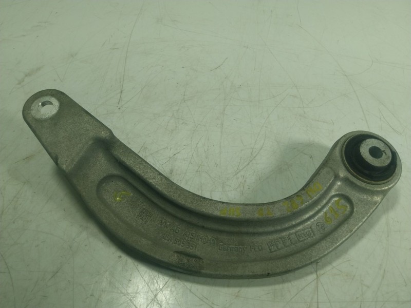 Recambio de brazo suspension superior trasero izquierdo para volkswagen id.3 (e11, e12) pro referencia OEM IAM 1EA505323A 1EA505
