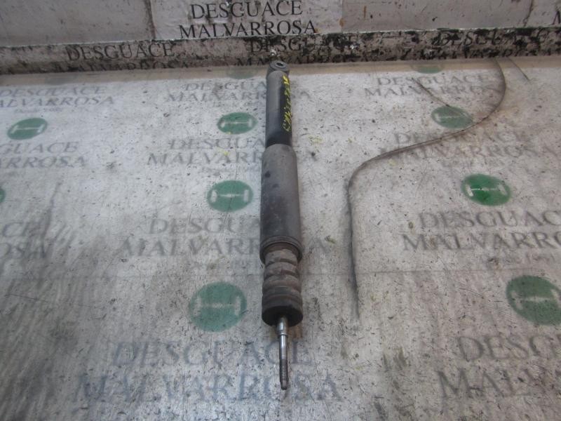 Recambio de amortiguador trasero izquierdo para renault clio iii confort dynamique referencia OEM IAM   