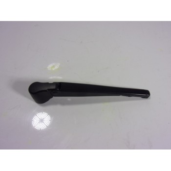 BRAZO LIMPIA TRASERO A1768200544 