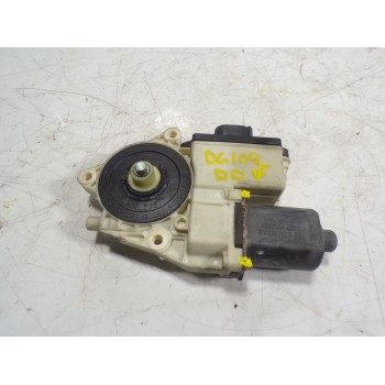 MOTOR ELEVALUNAS DELANTERO DERECHO 67626925964 6925964 