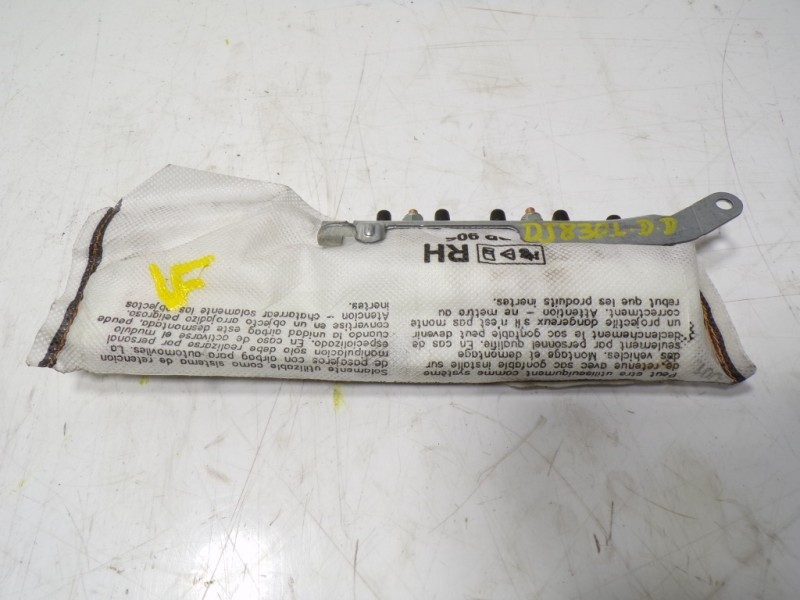 Recambio de airbag lateral delantero derecho para volkswagen tiguan 2.0 tdi referencia OEM IAM 5NA880242F 5NA880242F 