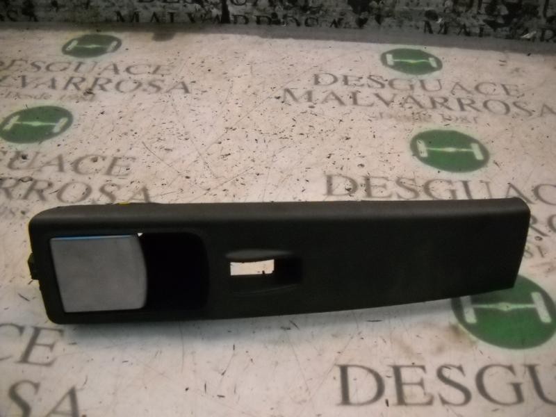 Recambio de maneta interior delantera derecha para fiat idea (135) 1.9 multijet dynamic plus referencia OEM IAM 735363957  