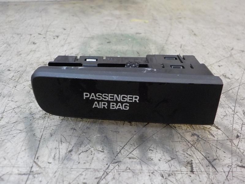 Recambio de modulo electronico para hyundai i10 1.0 cat referencia OEM IAM 95960B40004X  