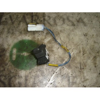 MANDO ELEVALUNAS TRASERO IZQUIERDO 