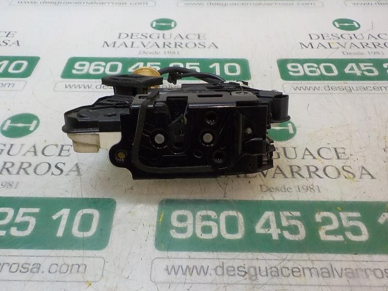 Recambio de cerradura puerta delantera izquierda para volkswagen golf vi (5k1) sport referencia OEM IAM  5K1837015H 