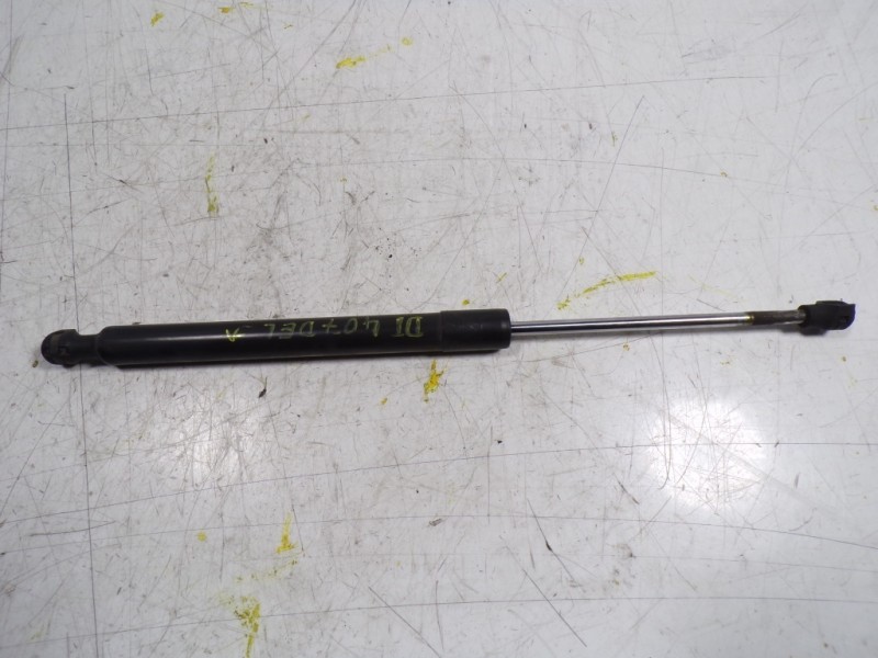 Recambio de amortiguador capot para renault clio iv 1.5 dci diesel fap referencia OEM IAM 654703934R  