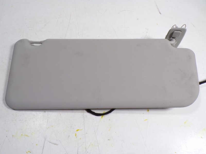 Recambio de parasol izquierdo para toyota proace city 1.2 12v referencia OEM IAM SU001A4314  