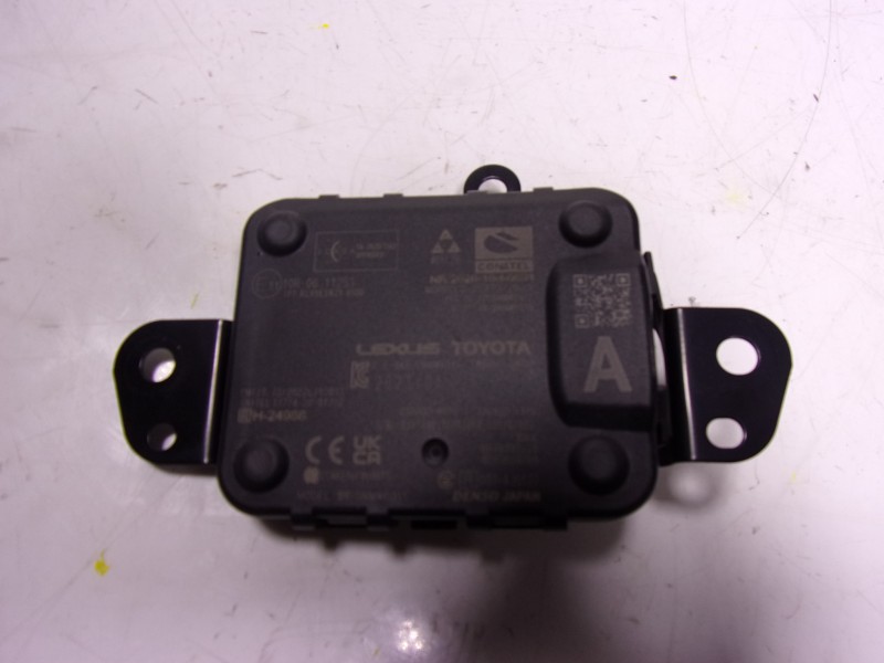 Recambio de modulo electronico para toyota corolla cross hybrid 1.8 referencia OEM IAM 8821078020 2022LJ13013 