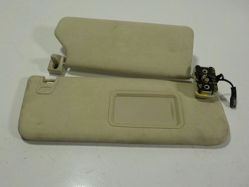 Recambio de parasol derecho para land rover range rover sport hse referencia OEM IAM LR040177  