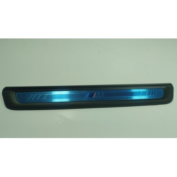 MOLDURA 51478079739 51477407377 